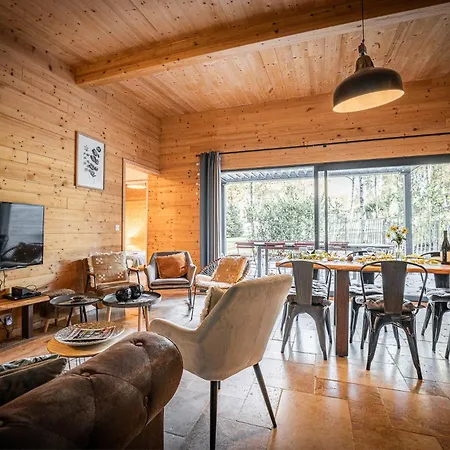 4 - Les Jolis Chalet *